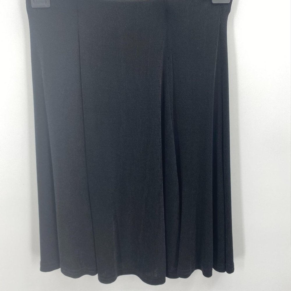CTME BLACK‎ SHORT PLEATED FLOWING SKIRT